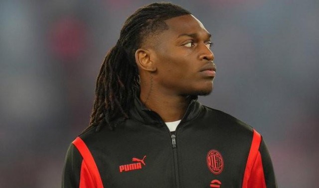 世界杯app下载-跟队记者：莱奥的小腿仍有些不适，出战博洛尼亚的可能性较小