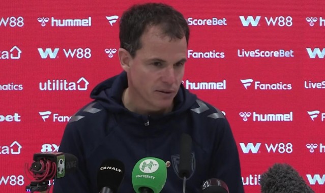 世界杯手机直播-桑德兰主帅勒布里斯：扎卡因脚踝受伤缺战阿森纳