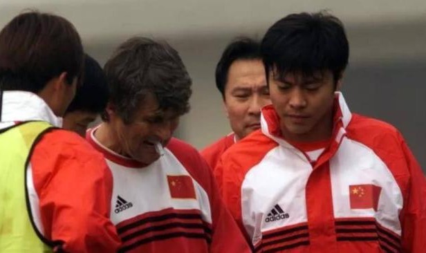 世界杯手机直播-天津队前队长成津门虎助教：带替补热身也并不简单